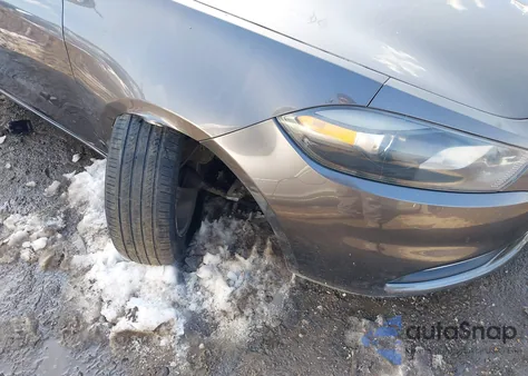 2016 Dodge Dart Sxt z USA, uszkodzony, nr VIN 1C3CDFBB5GD717374